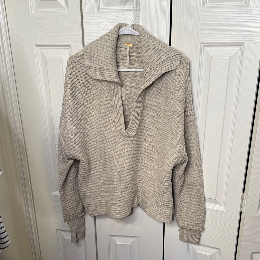 Free People V-Neck Ribbed Sweater - Gray